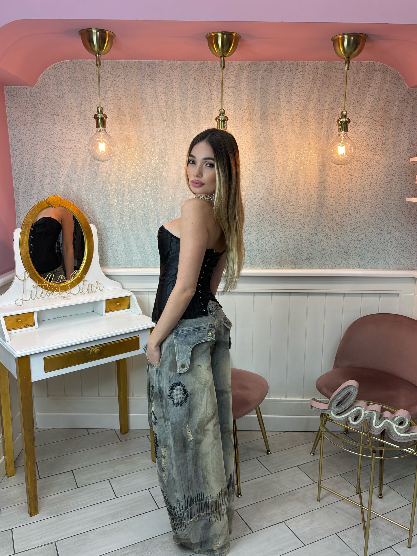 JEANS SCULPUT