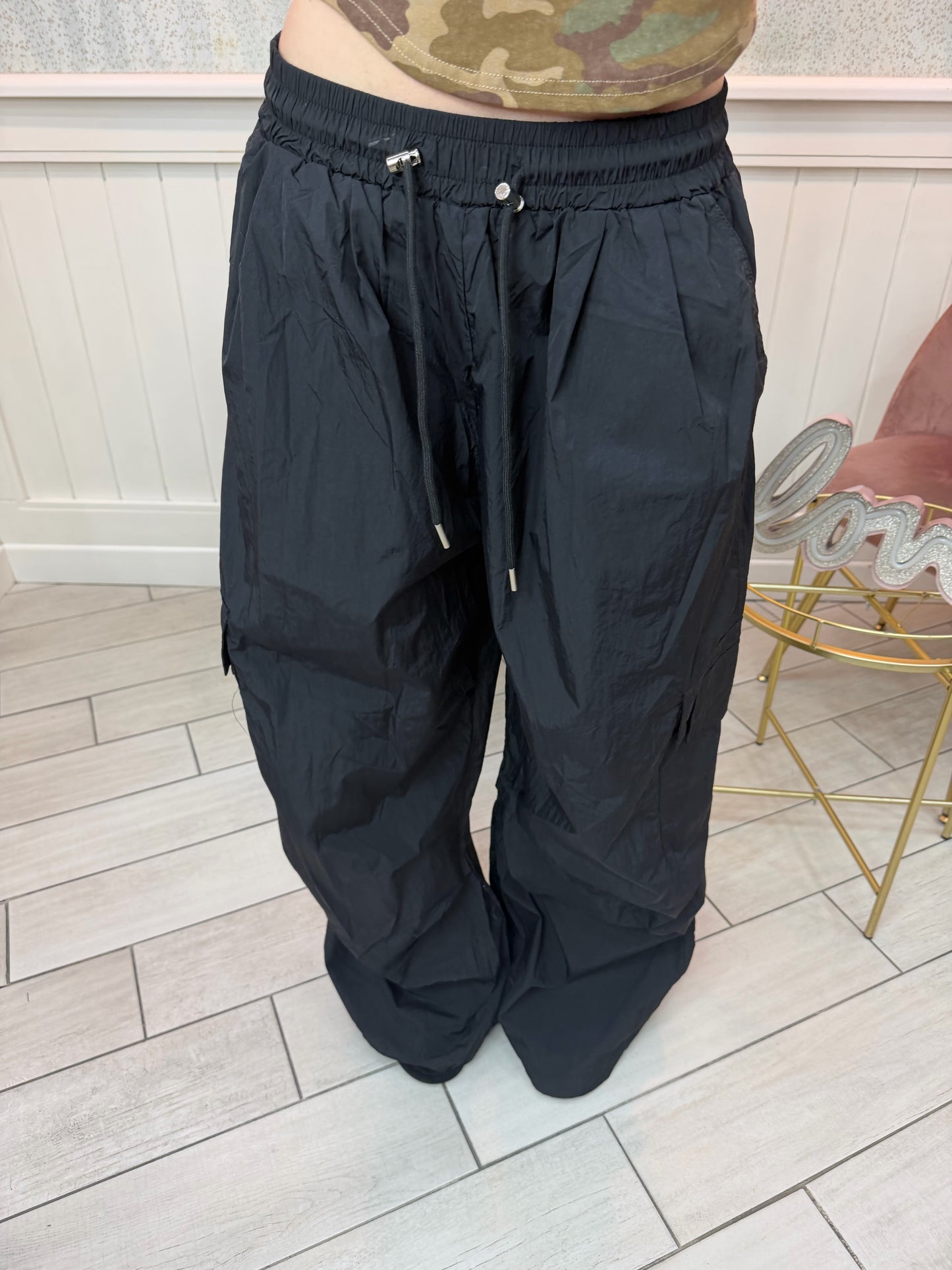 CARGO PARACHUTE BLACK