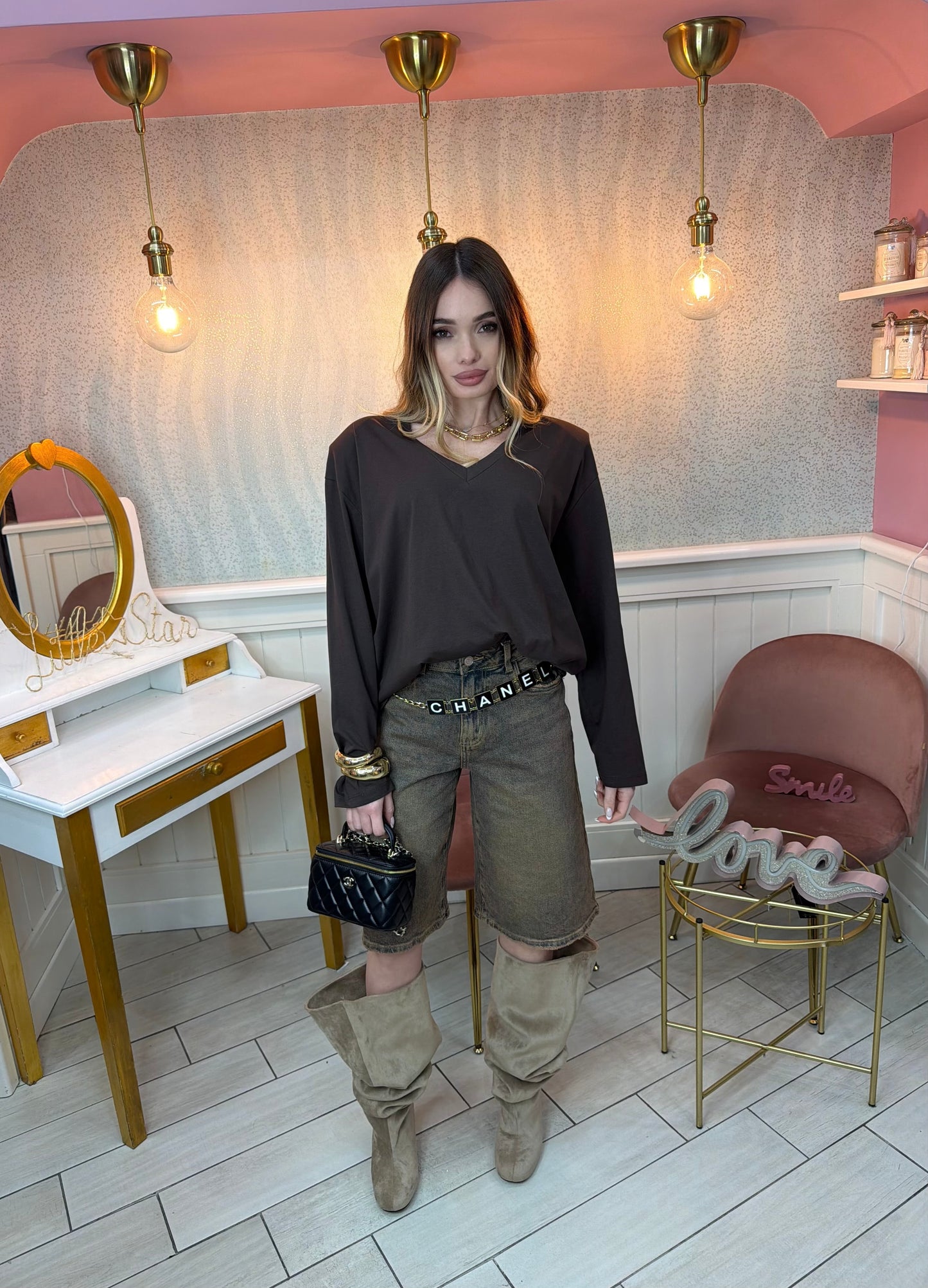 T-SHIRT SCOLLO V MARRONE JUSTWEST