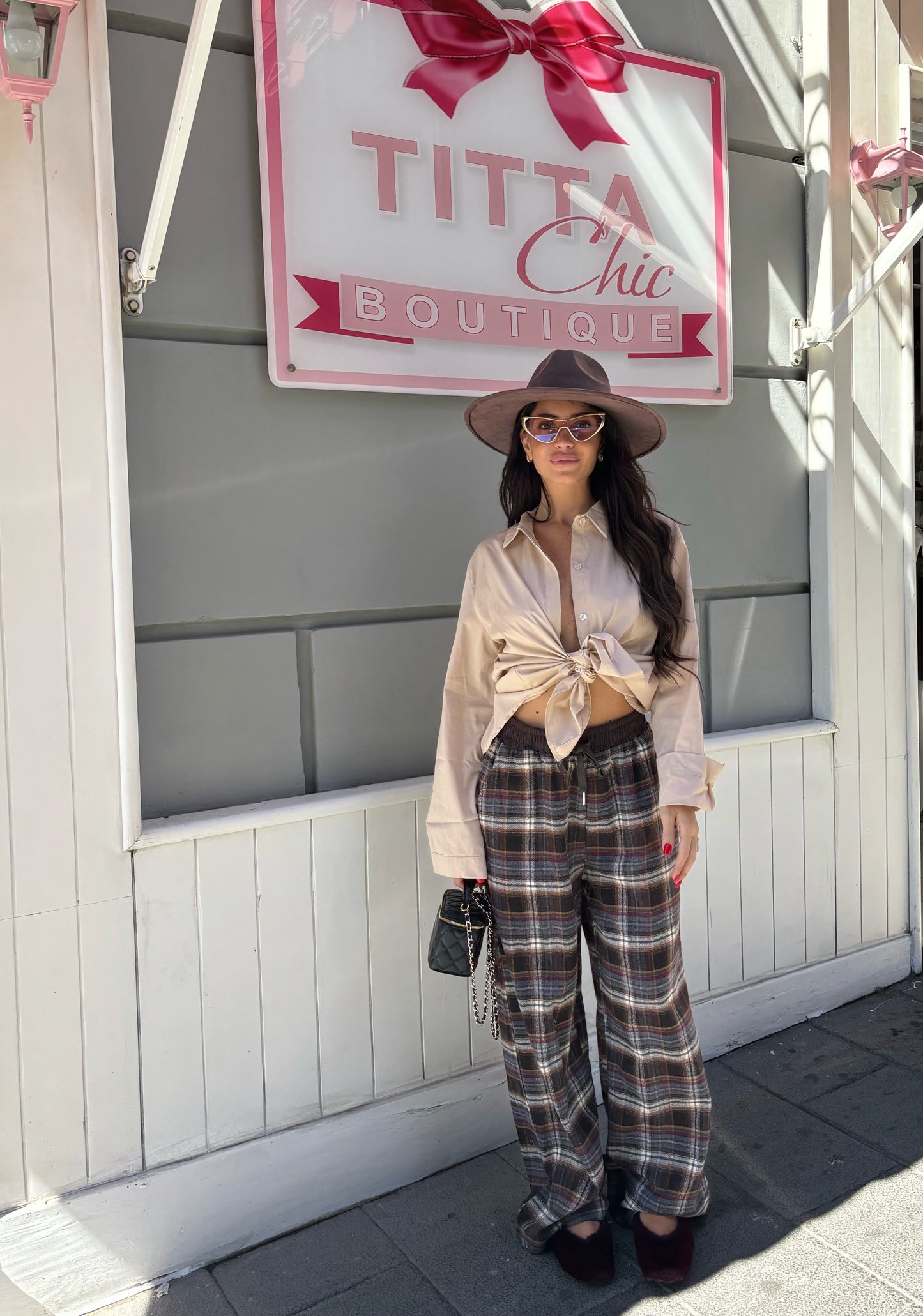 Pantalone Street