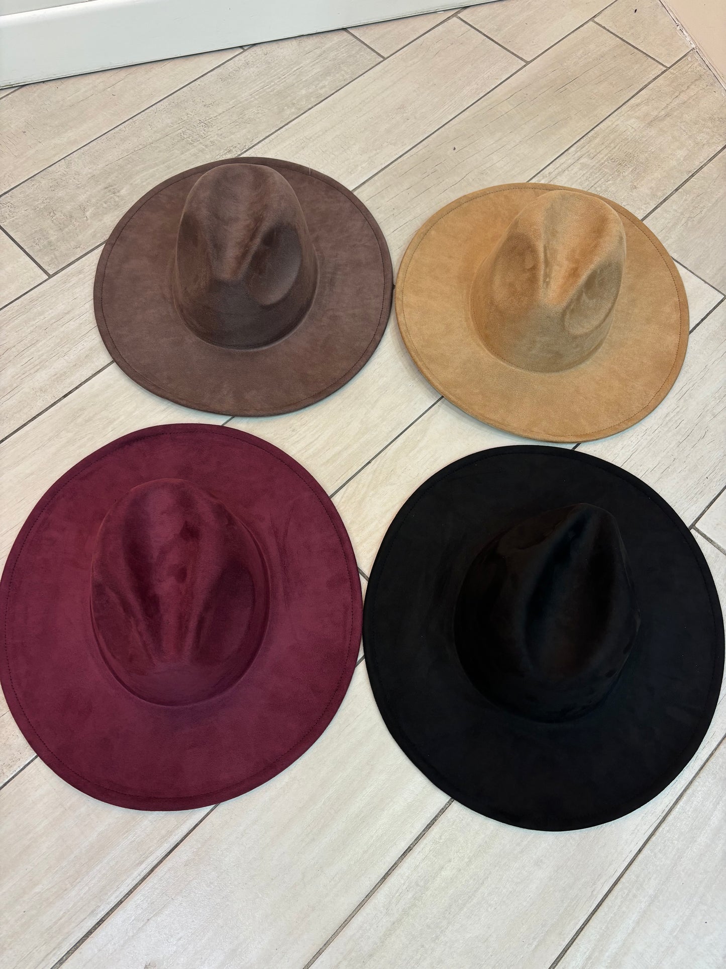 Cappello Paris