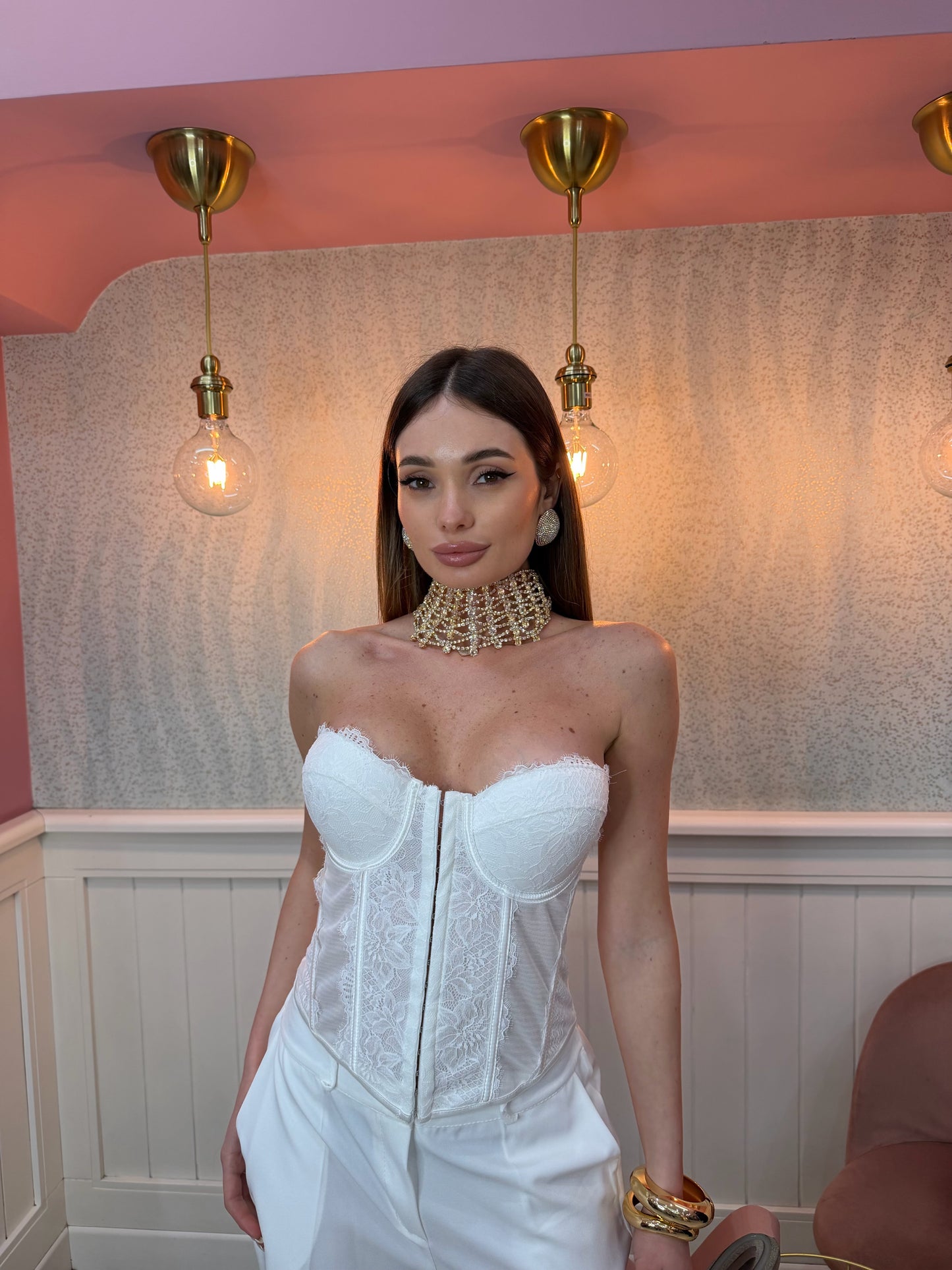 BUSTINO GLAM