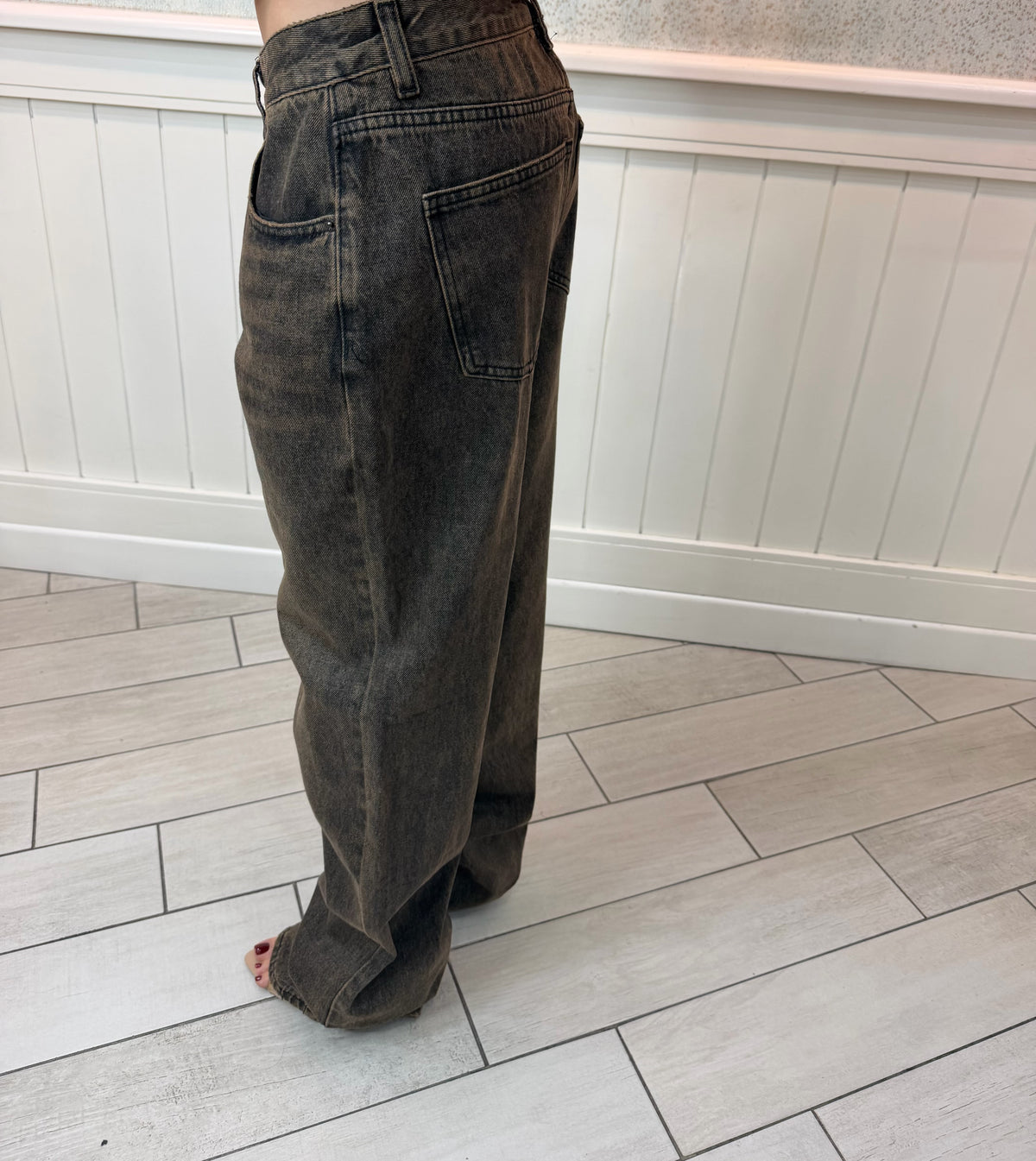 DENIM ACID WASH