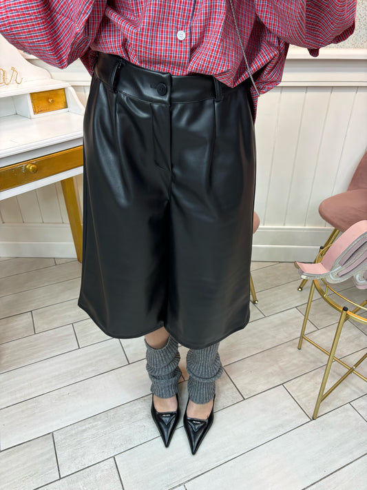 BERMUDA LUNGO ECOPELLE NERO