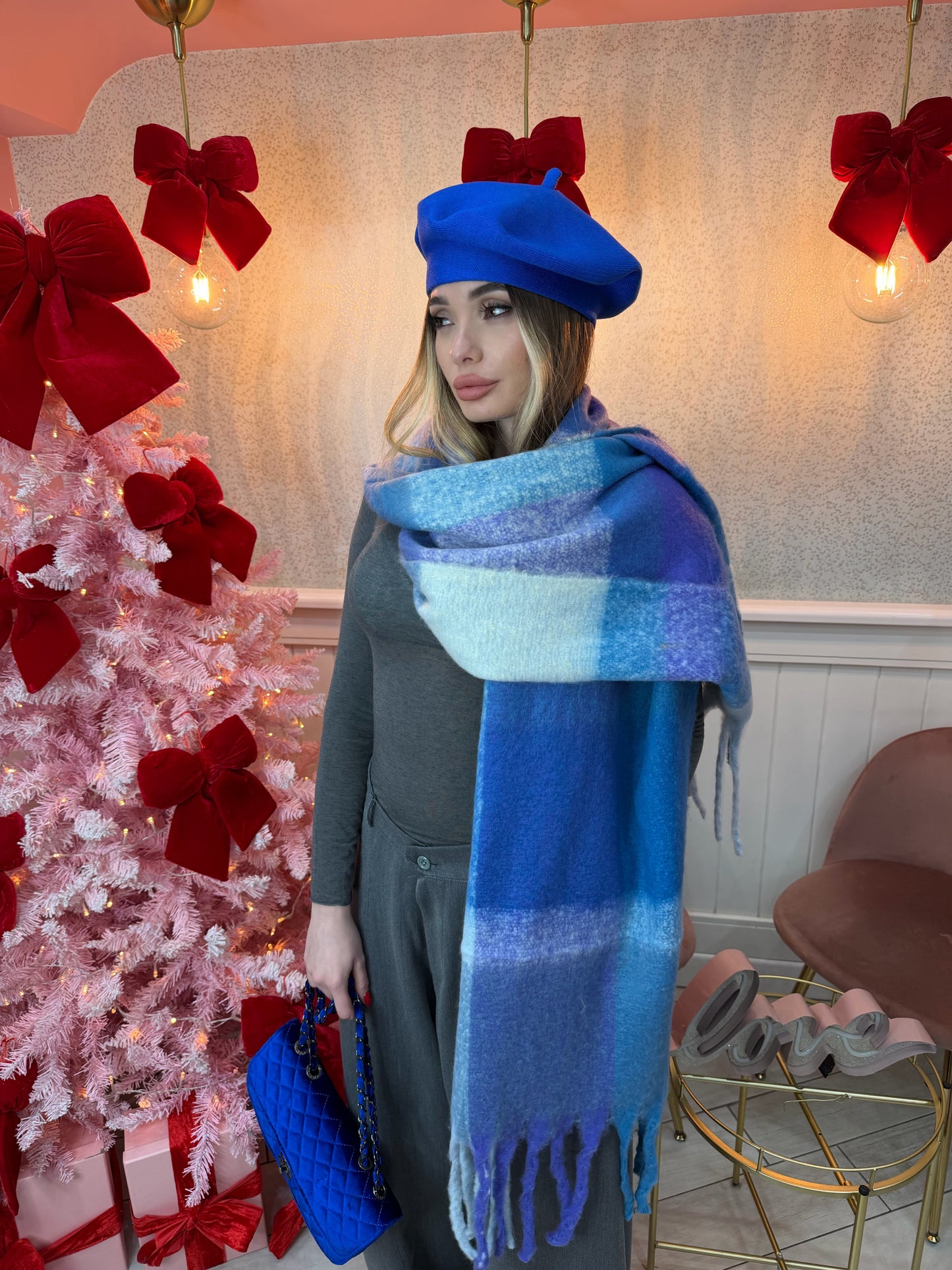 BASCO IN LANA BLU