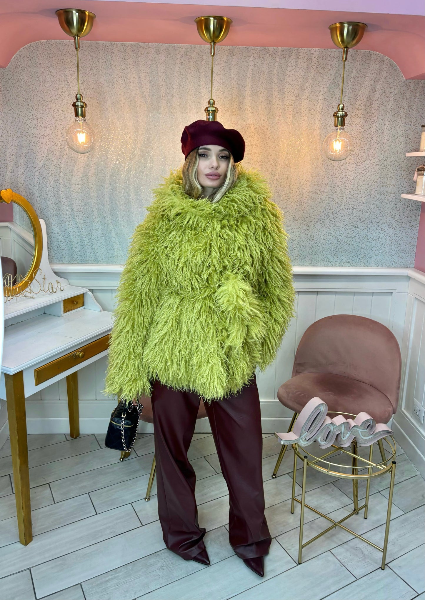 MONGOLIA STAR VERDE LIME