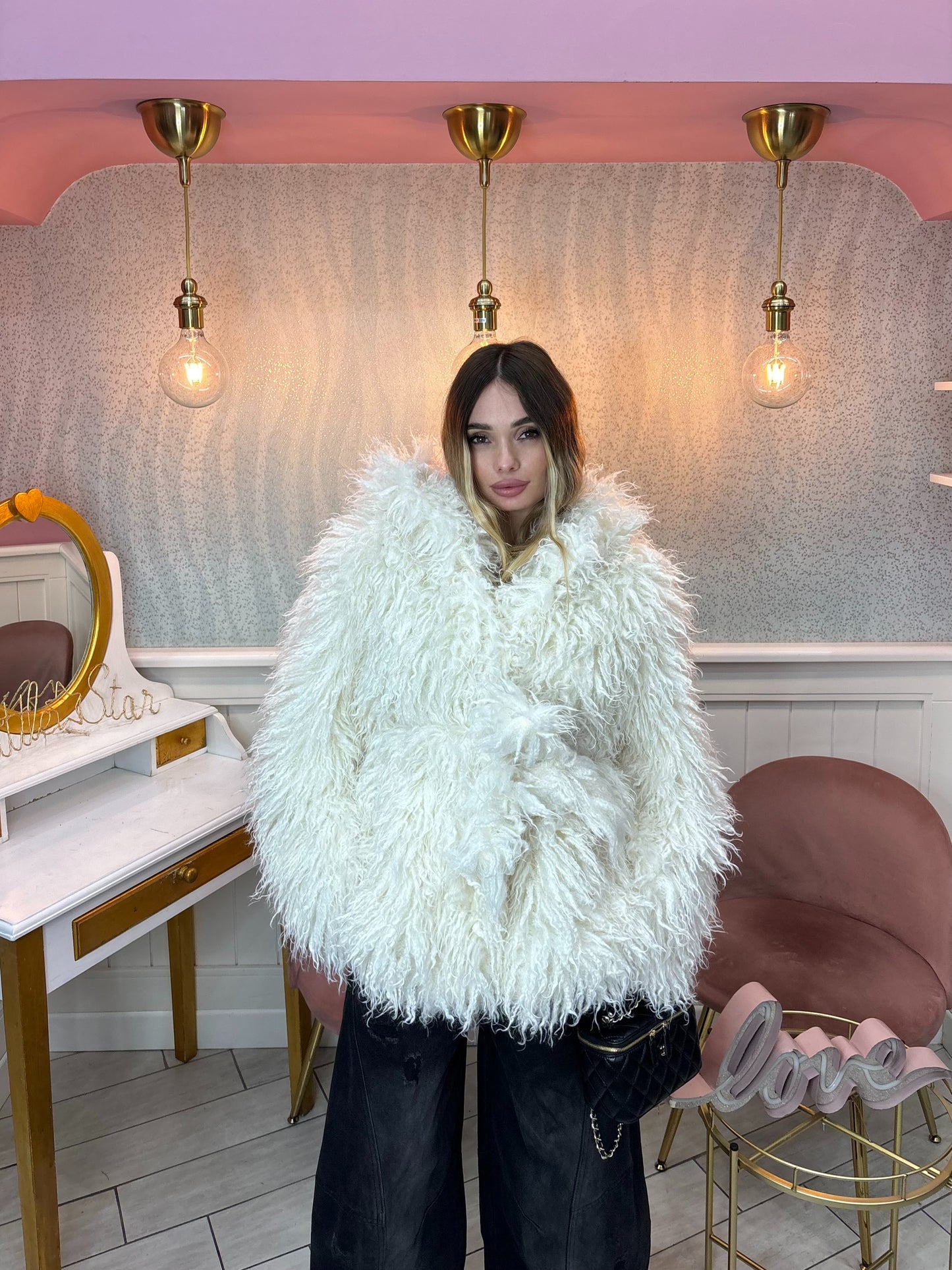 MONGOLIA STAR BIANCA