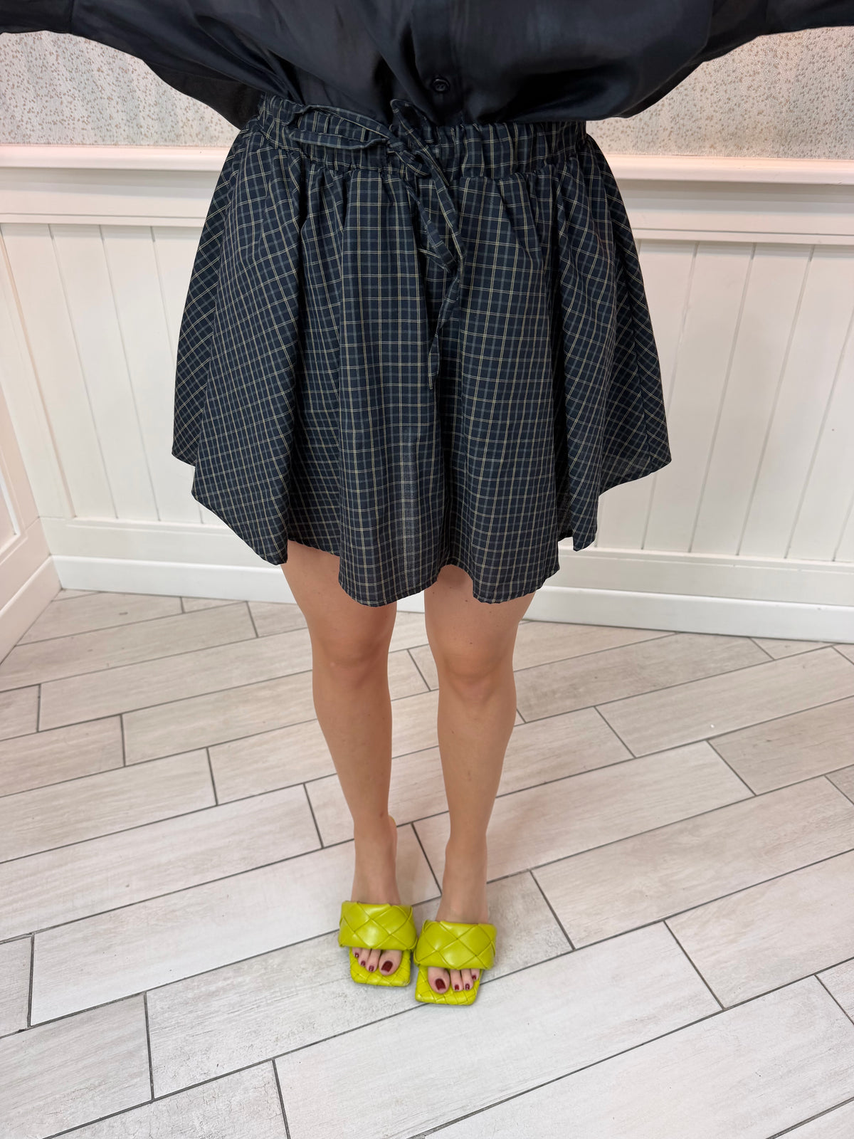 SHORTS EFFETTO GONNA REVERSE