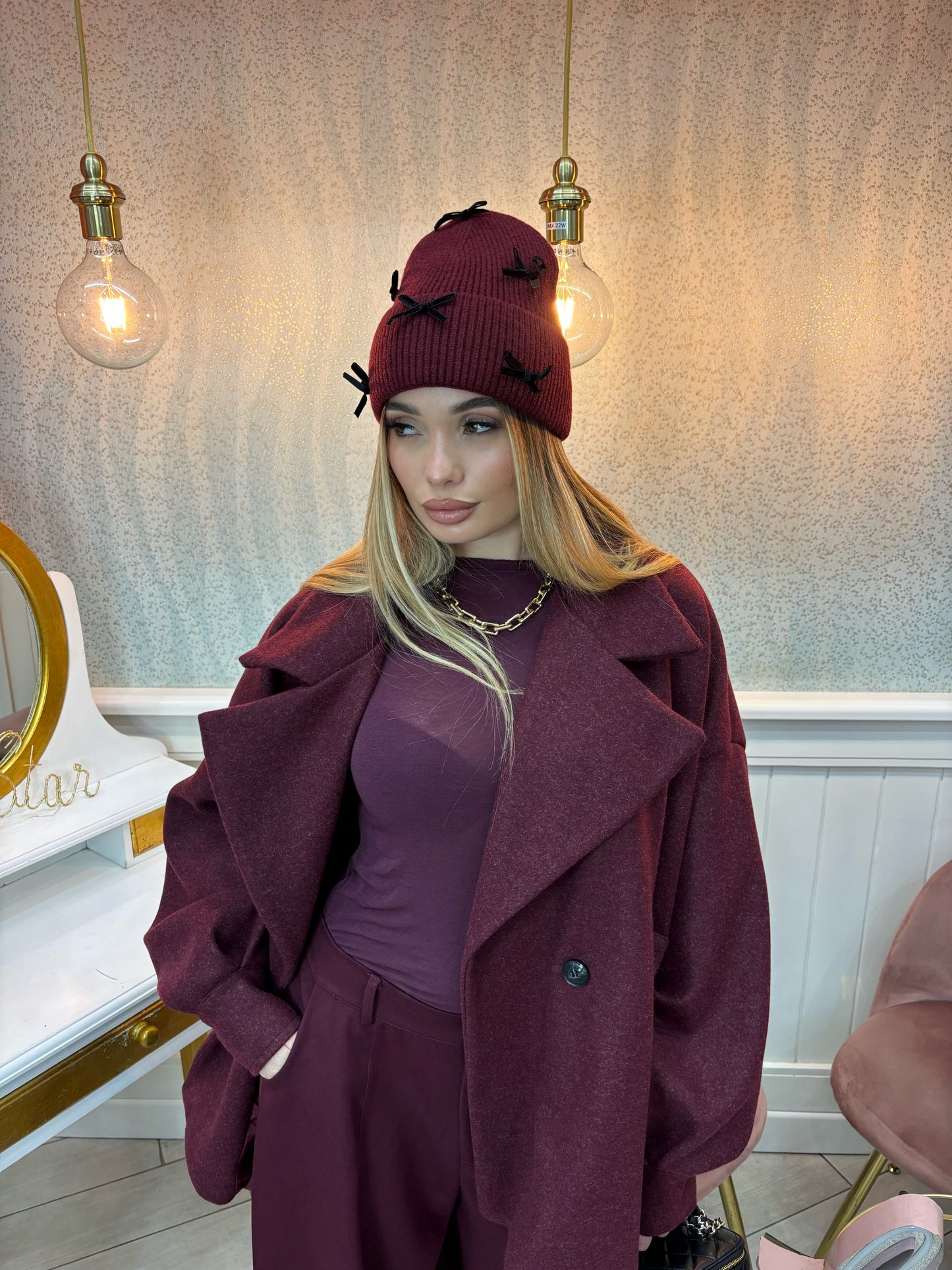 CAPPELLO IN LANA FIOCCO