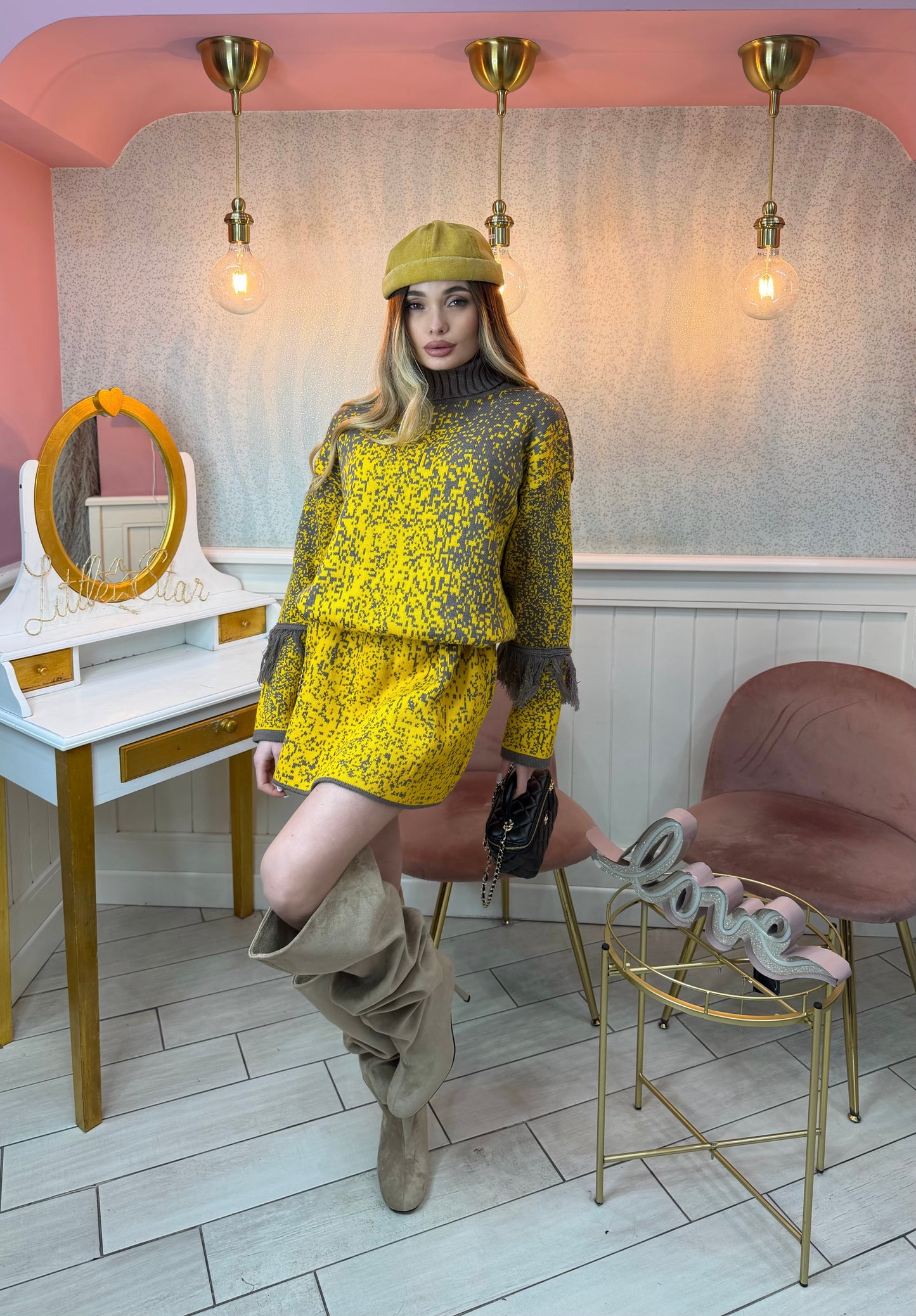 ABITO IN LANA CREATIVE DEPT